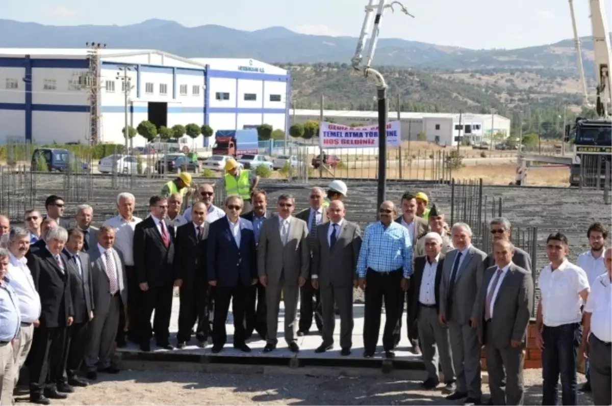 Gediz Meslek Yüksekokulu Üniversite Camii Törenle Hizmete Girdi