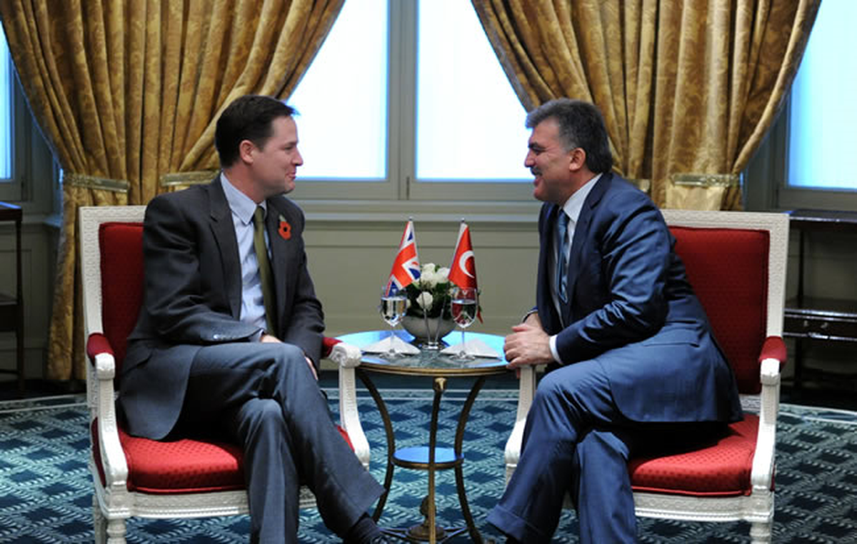 Gül, İngiltere Başbakan Yardımcısı Clegg ile Görüştü