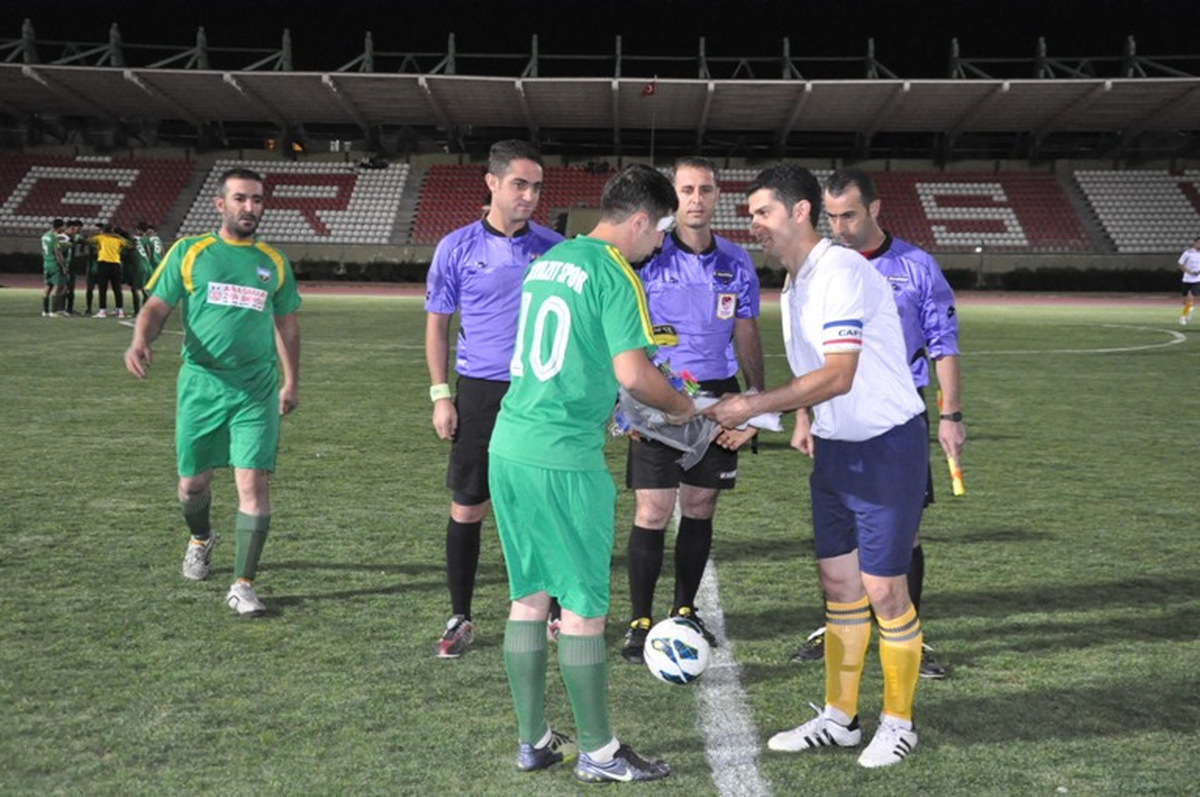 Konfederasyon Kupası Bayazıtspor\'un Oldu