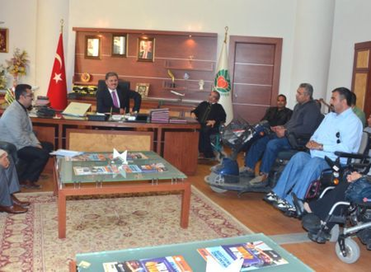 Malatya\'da Engelli Derneklerinden Belediye Başkanı Çakır\'a Ziyaret