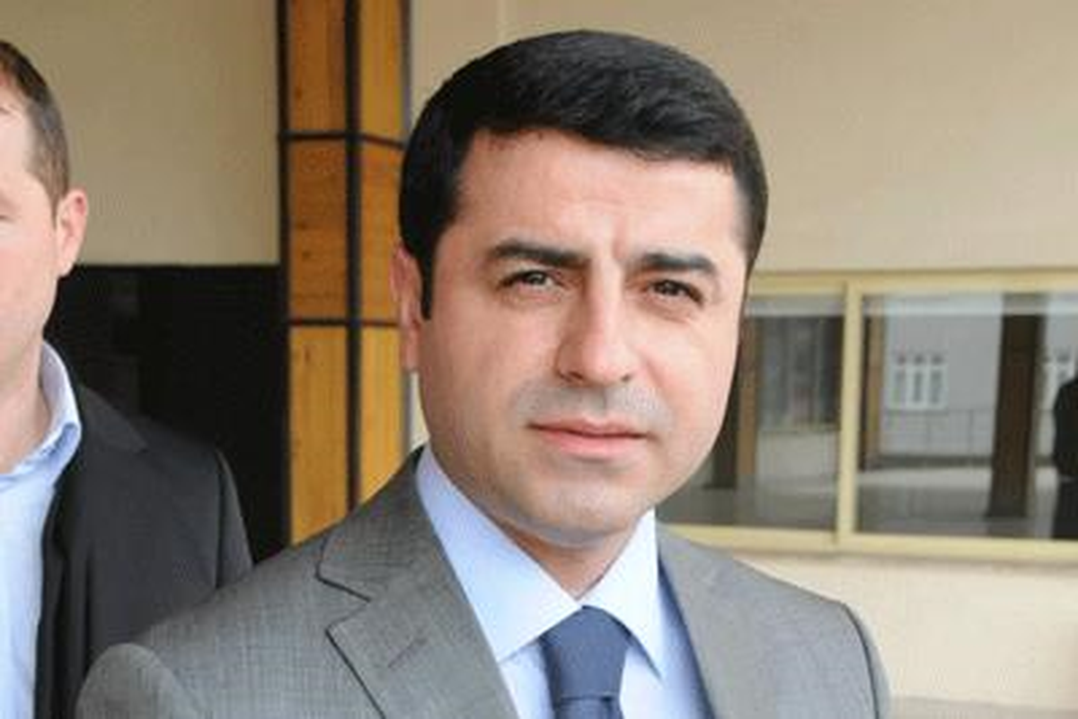 Sinema ve Tiyatro Sanatçısı Kurtiz\'in Vefatı