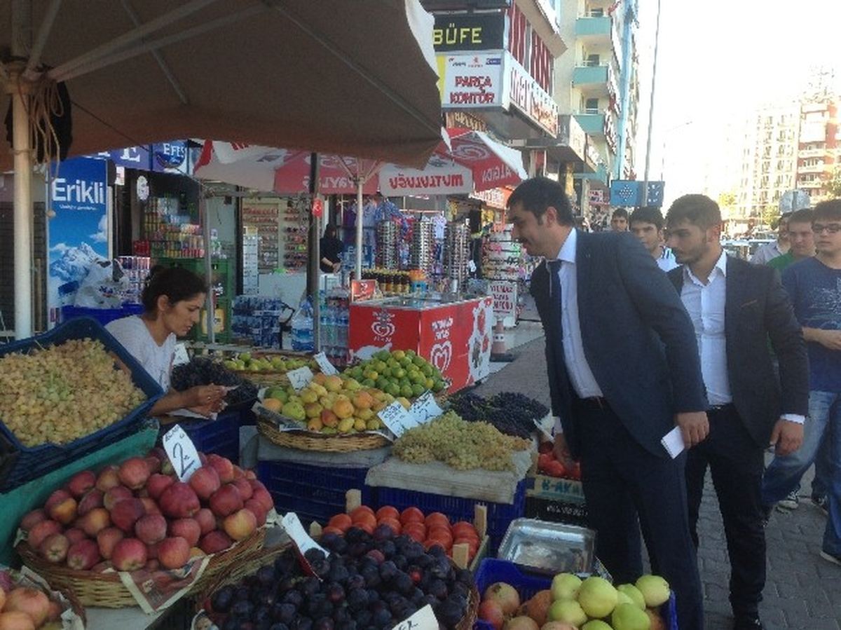 Ülkü Ocaklarından Türkçe İsimli İşyerlerine Tebrik
