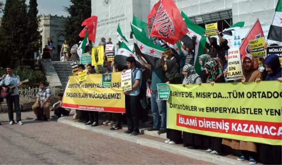 Üniversite Öğrencileri Suriye ve Mısır İçin Eylem Yaptı
