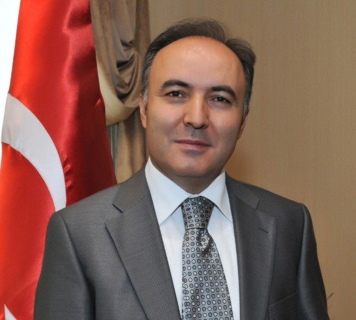 Vali Altıparmak\'ın Talimatıyla, Spor Salonu Yenilendi