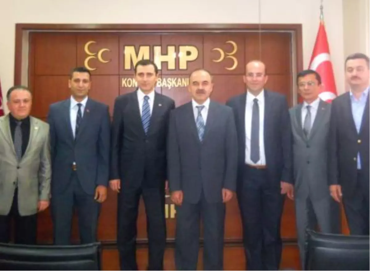 Vali Erol\'dan MHP\'ye Ziyaret