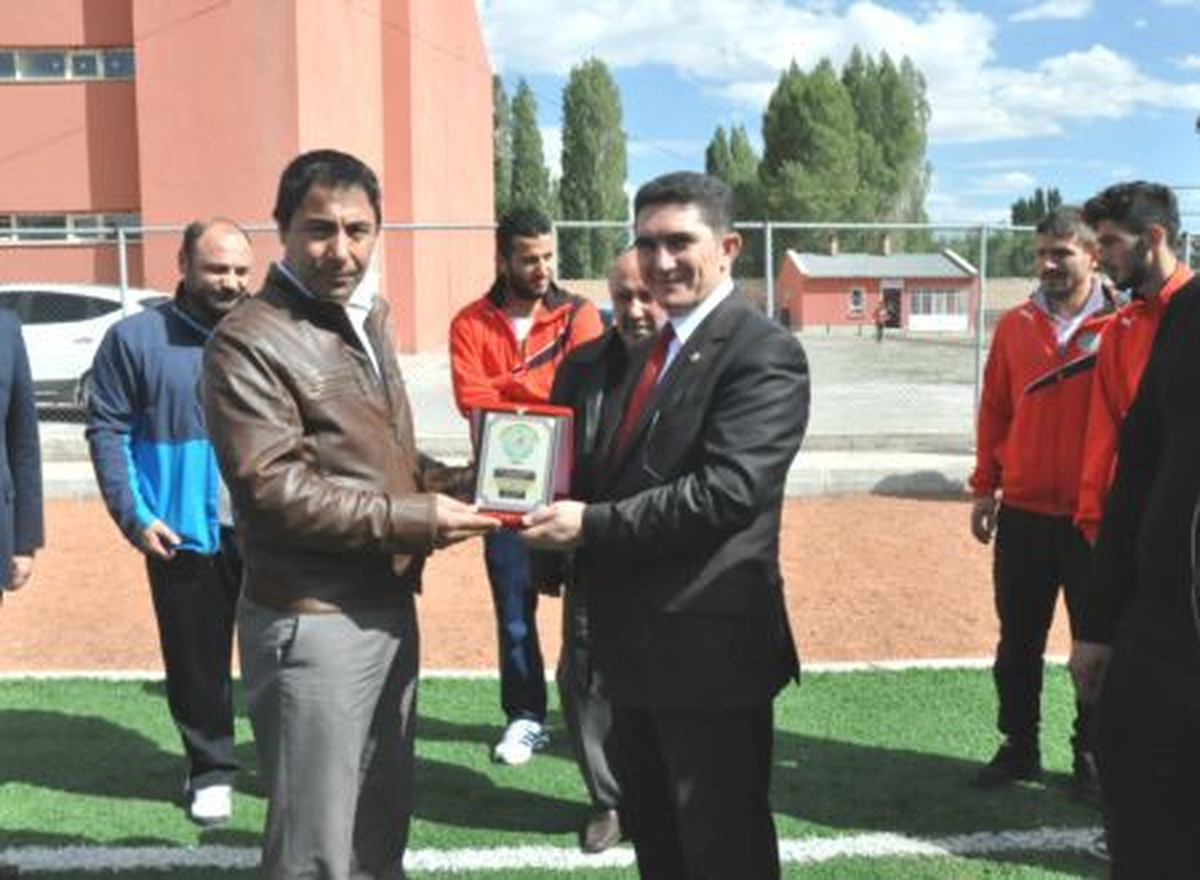 AK Parti Ağrı Milletvekili Çelebi, Patnos\'ta