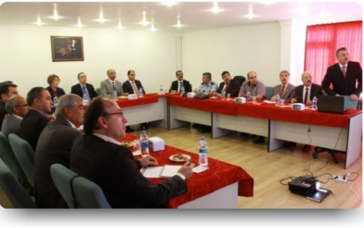 Aksaray\'da İl Hayat Boyu Öğrenme Toplantısı Yapıldı