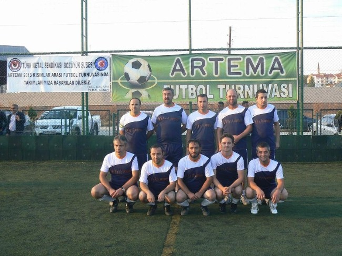 Fabrika Çalışanlarından Futbol Turnuvası