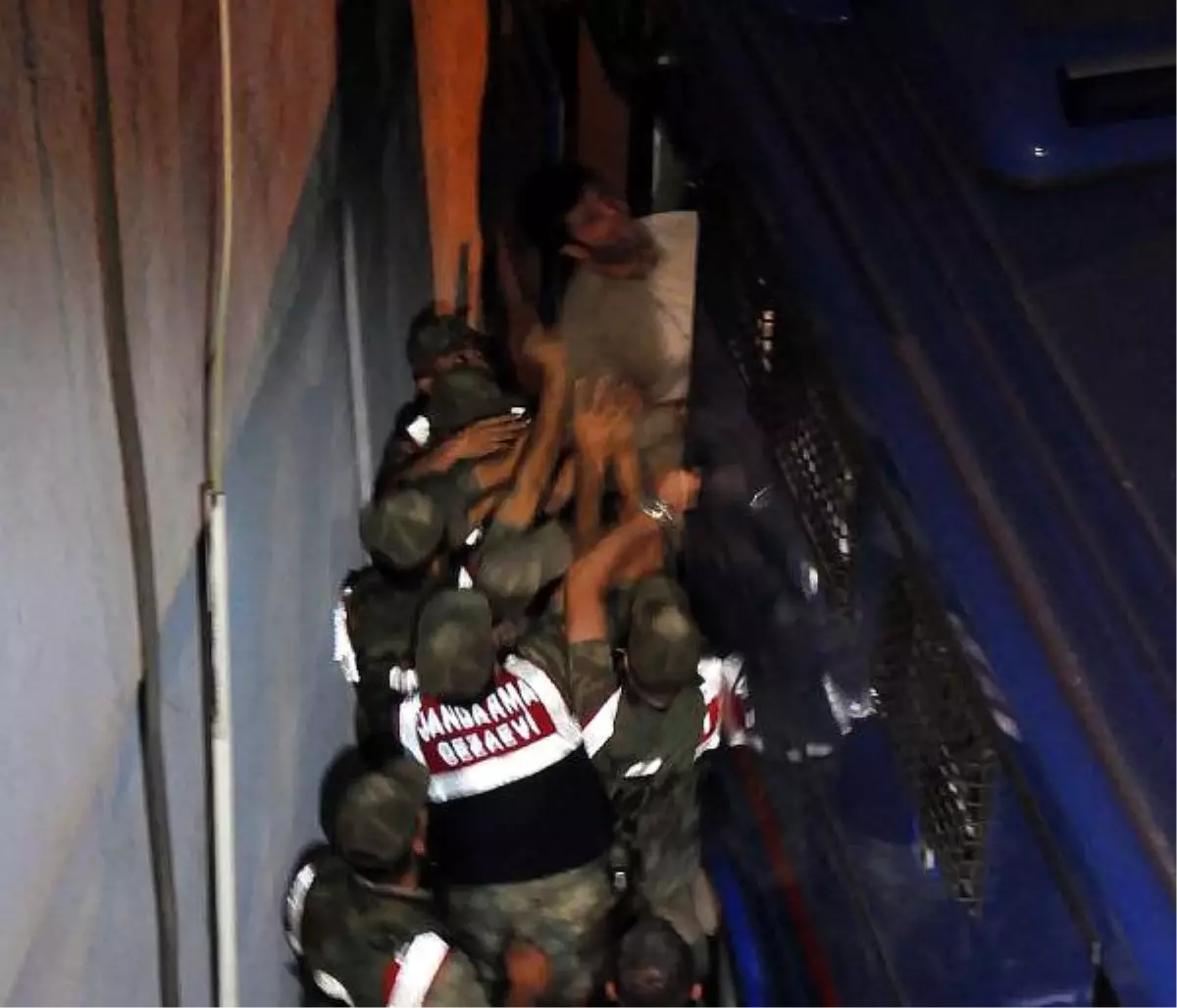 Firari PKK\'lılar, Van ve Ankara\'ya Gönderildi