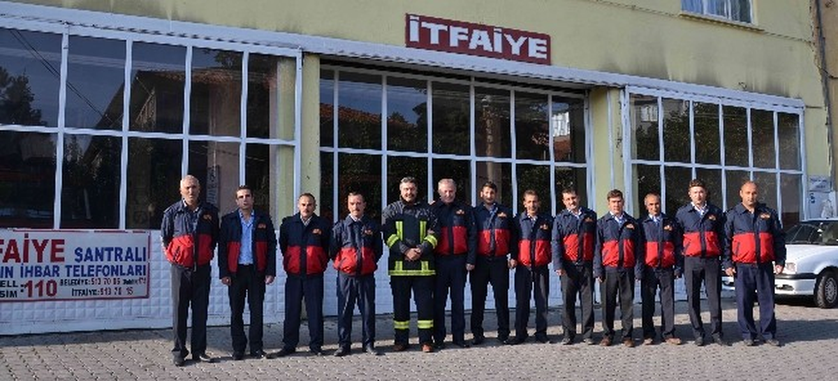İtfaiyeciler Başkan Karahan\'ı Ziyaret Etti