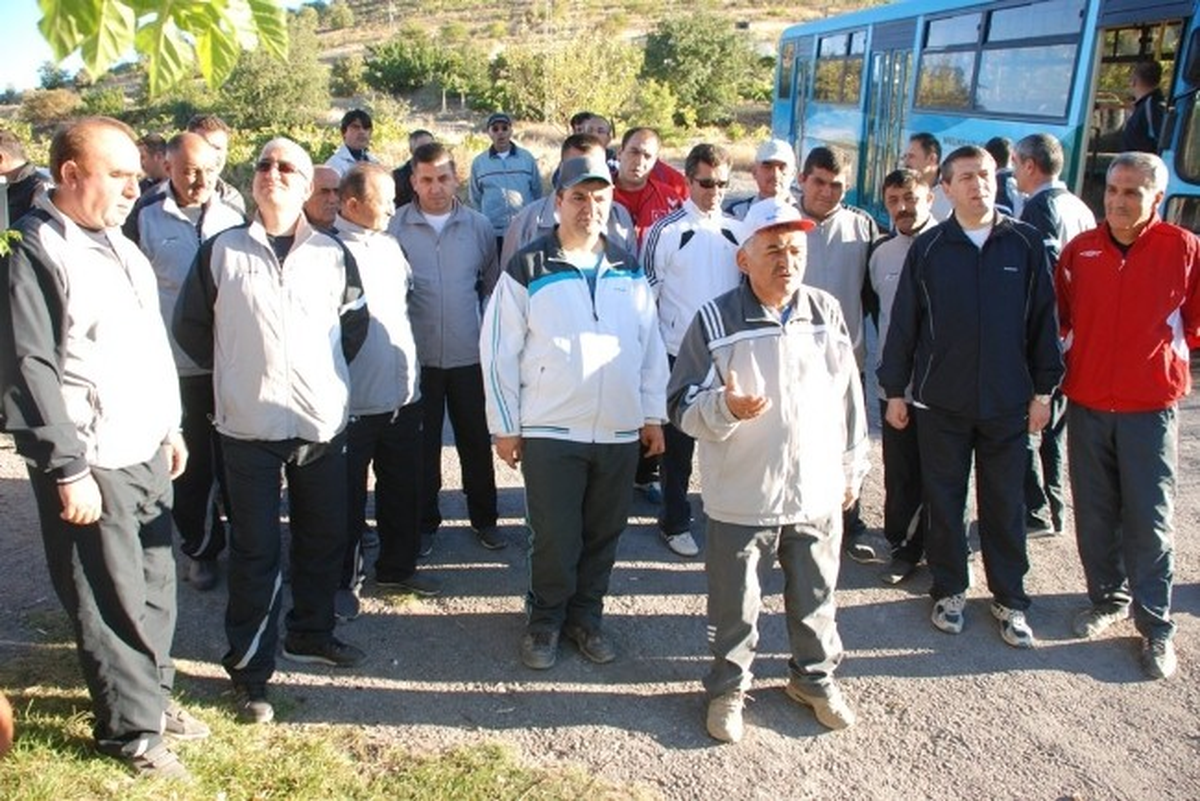 Melikgazi Personeli Sabah Sporu ve Doğa Yürüyüşünde