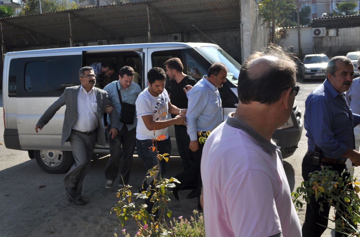 Mudanya Belediyesi\'nde Düzenlenen Yolsuzluk Operasyonunda 16 Tutuklama