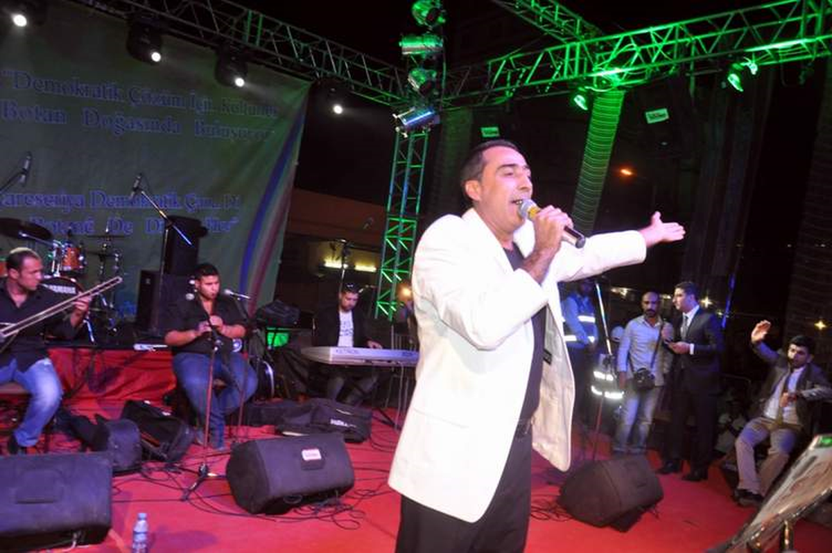 Siirt\'te Resepsiyon Ve Konser Verildi