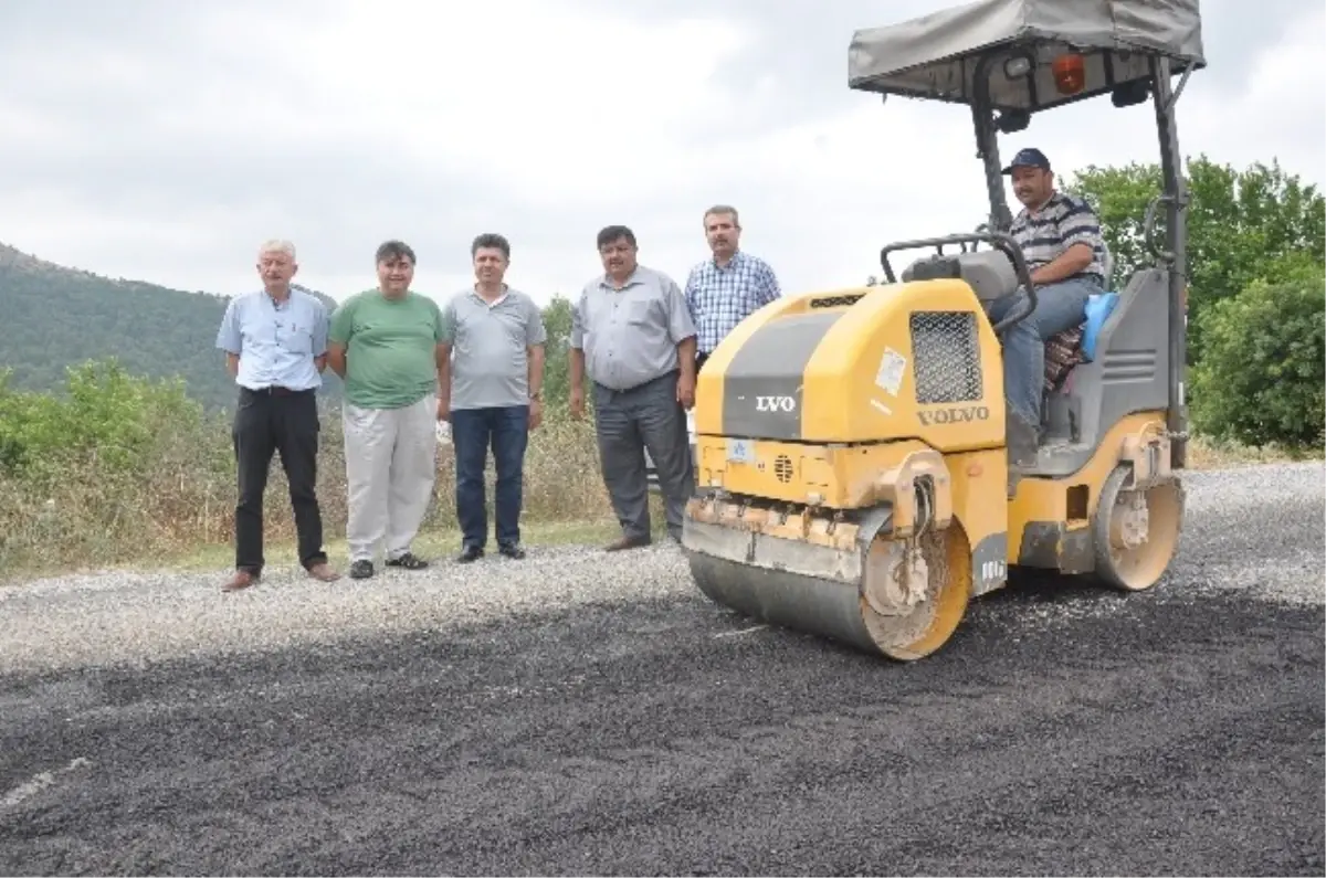 Soma\'nın Köy Yollarına 1 Milyon Liralık Bakım Yapıldı