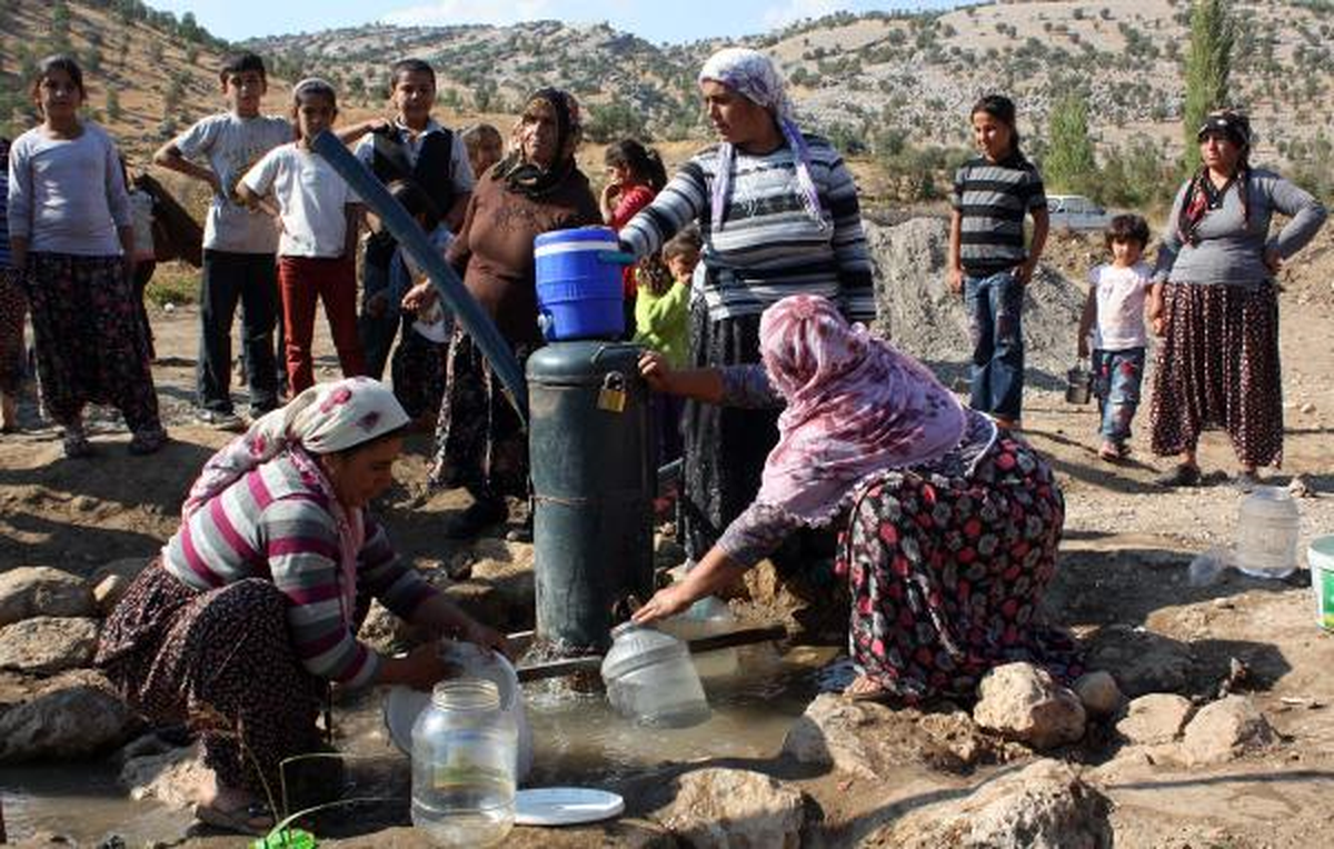 Adıyaman\'da Köylülerin Su Çilesi