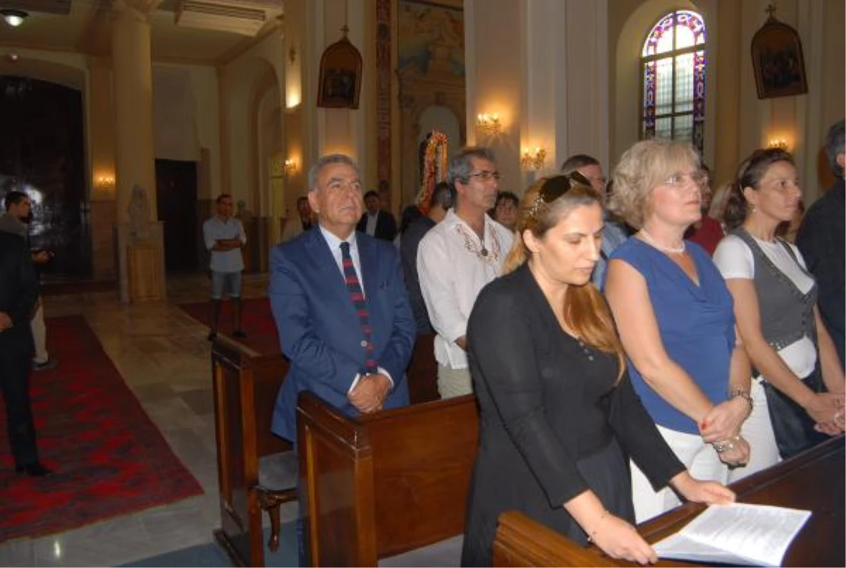 Aziz Yunanna Katedrali Yeniden Açıldı