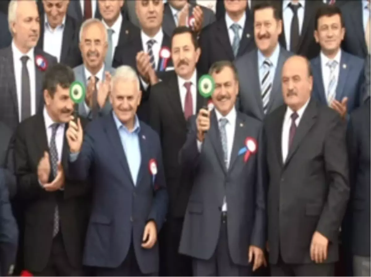 Bir Solukta Afyon, Bir Adımda İzmir