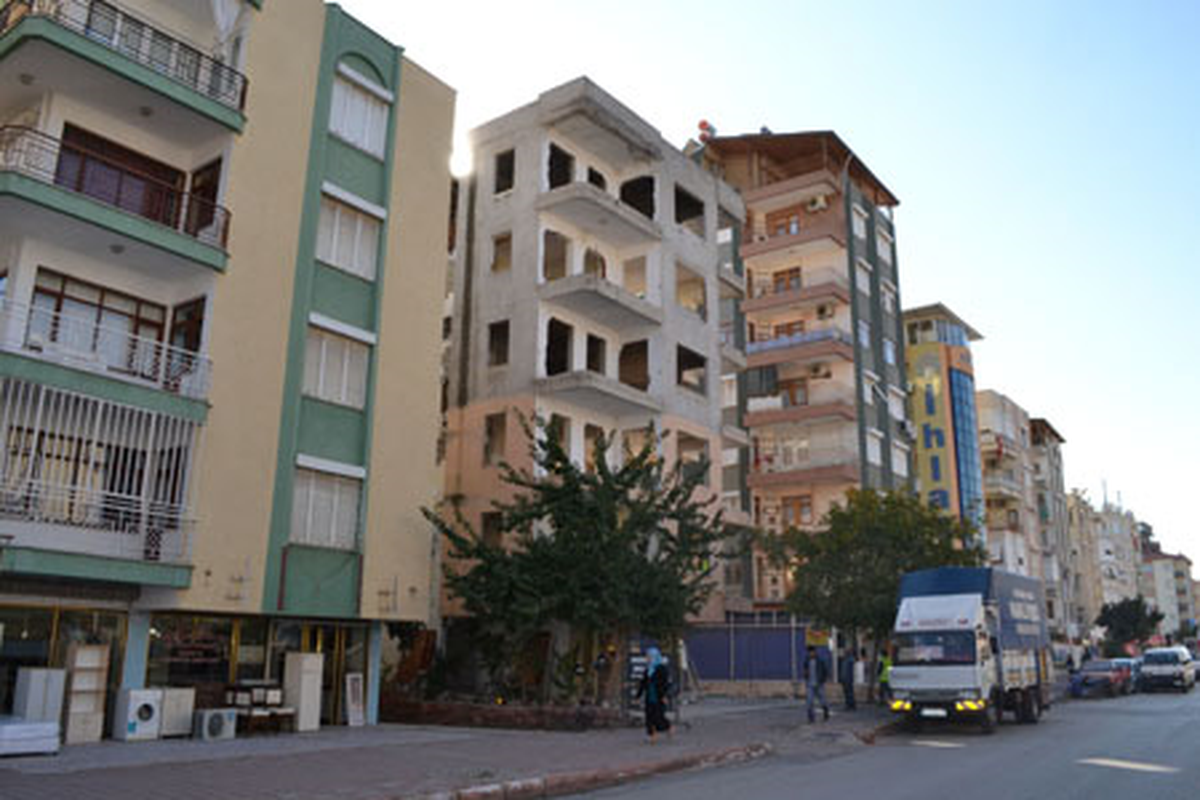 Bakanlıktan, Kaçak Bina Yapanlara Ağır Cezalar Geliyor
