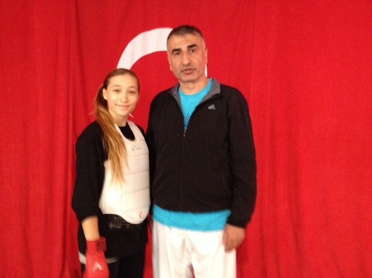 Kocaeli Büyükşehir Belediyesi\'nin Gururu Umay, İspanya Yolcusu