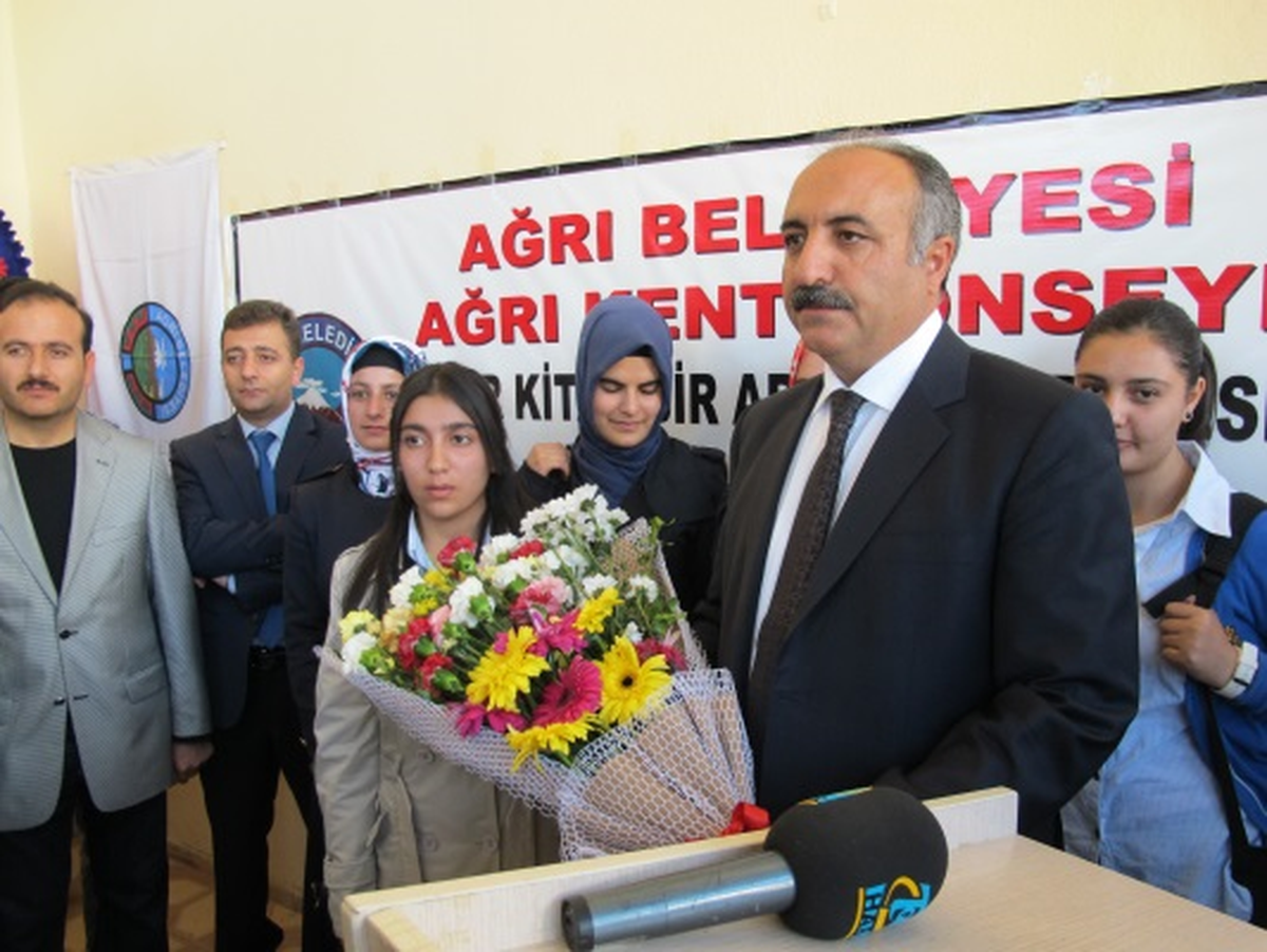 Belediye Dersanesinde İlk Ders Başkan Arslan\'dan