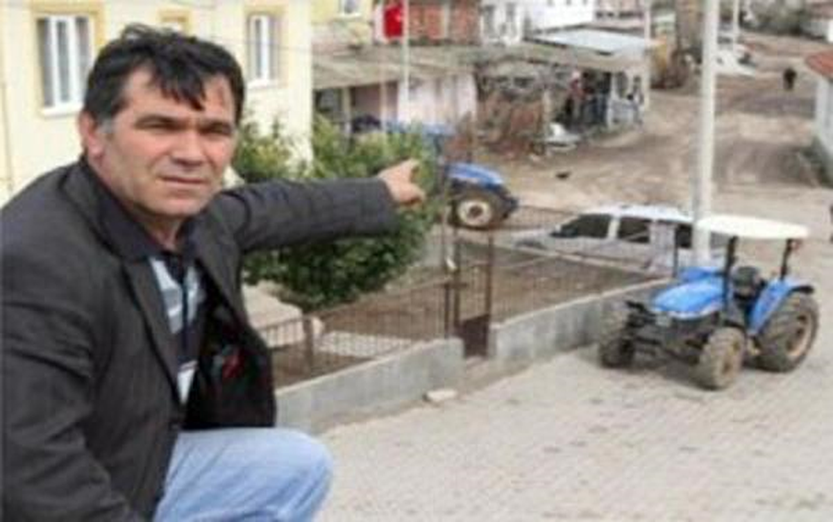 Çalınan Traktörünü İnternetten Buldu