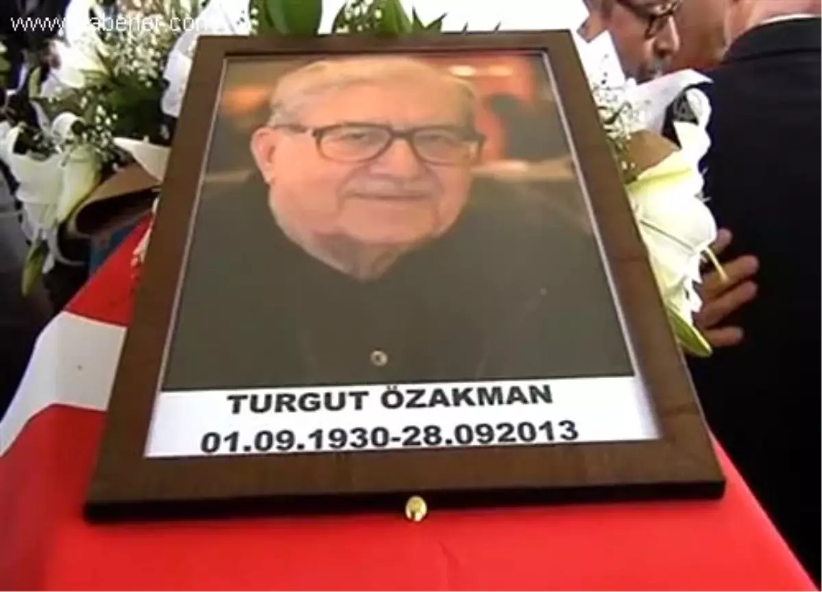 Özakman\'ın cenaze töreni Cemil Çiçek ANKARA