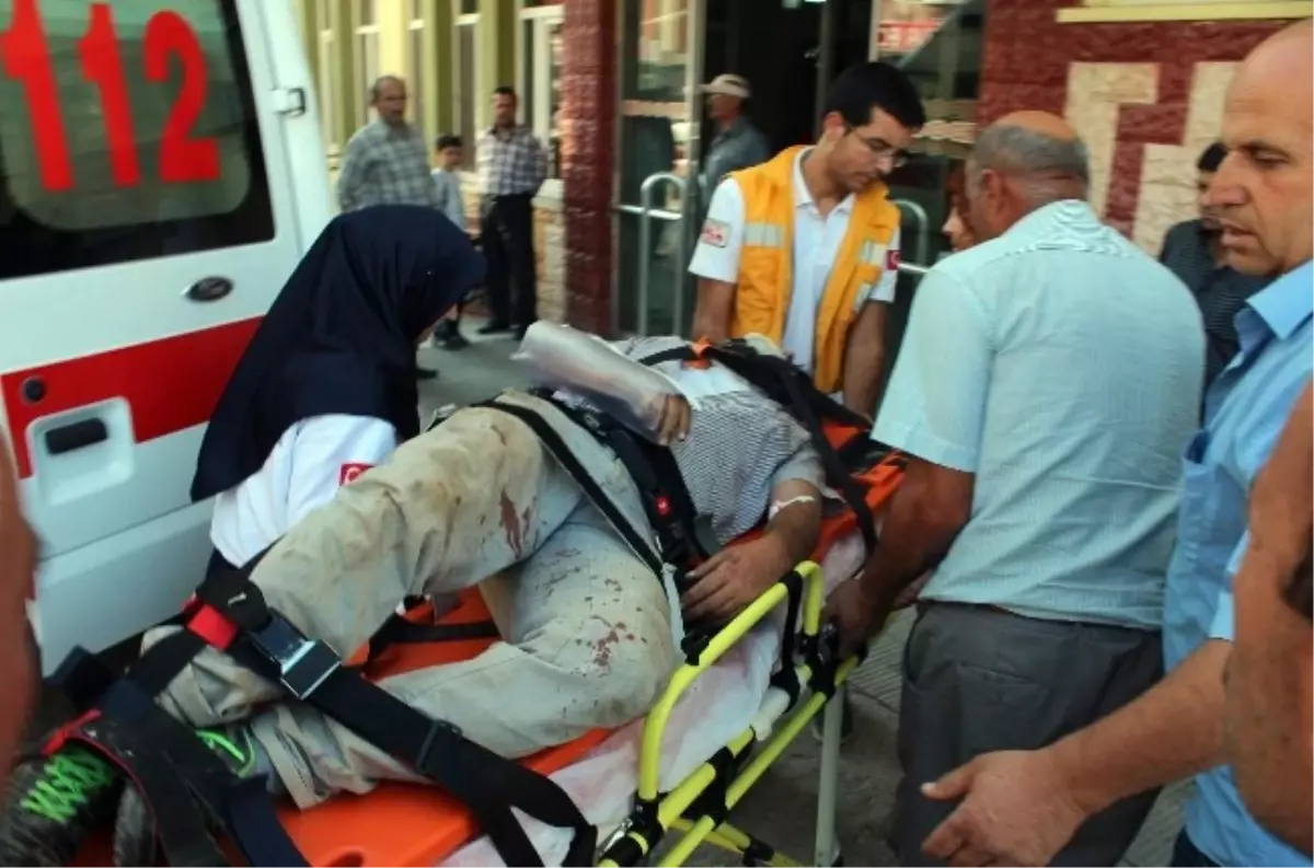 Pancar Boşaltma Makinesinden Düşen İşçi Yaralandı