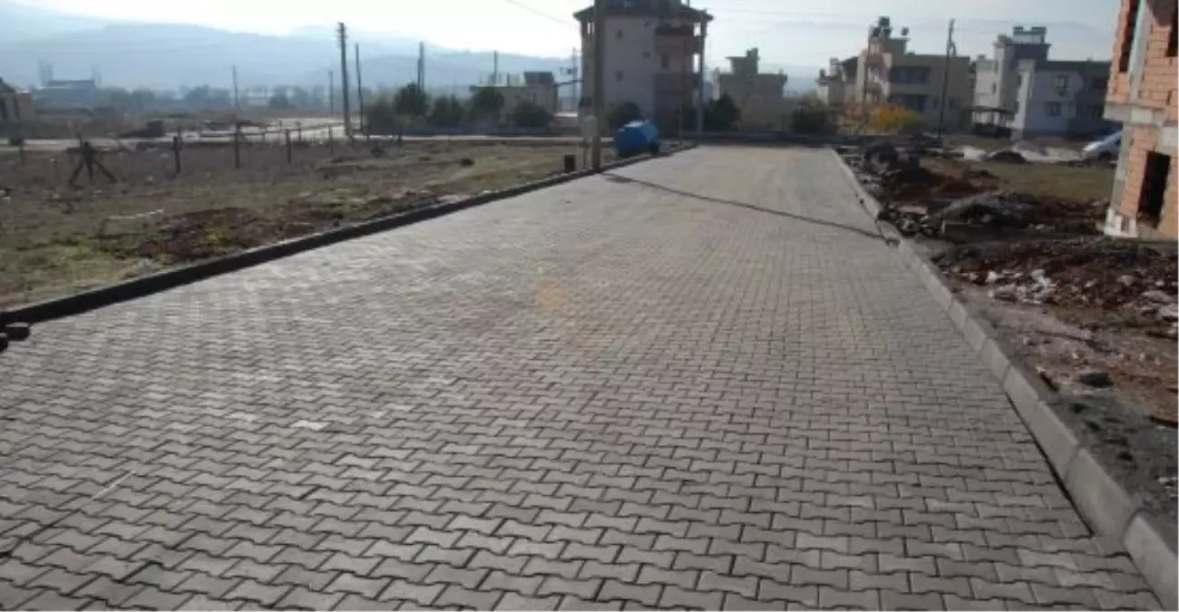 Pınarbaşı\'nda Parke Yol Çalışmaları