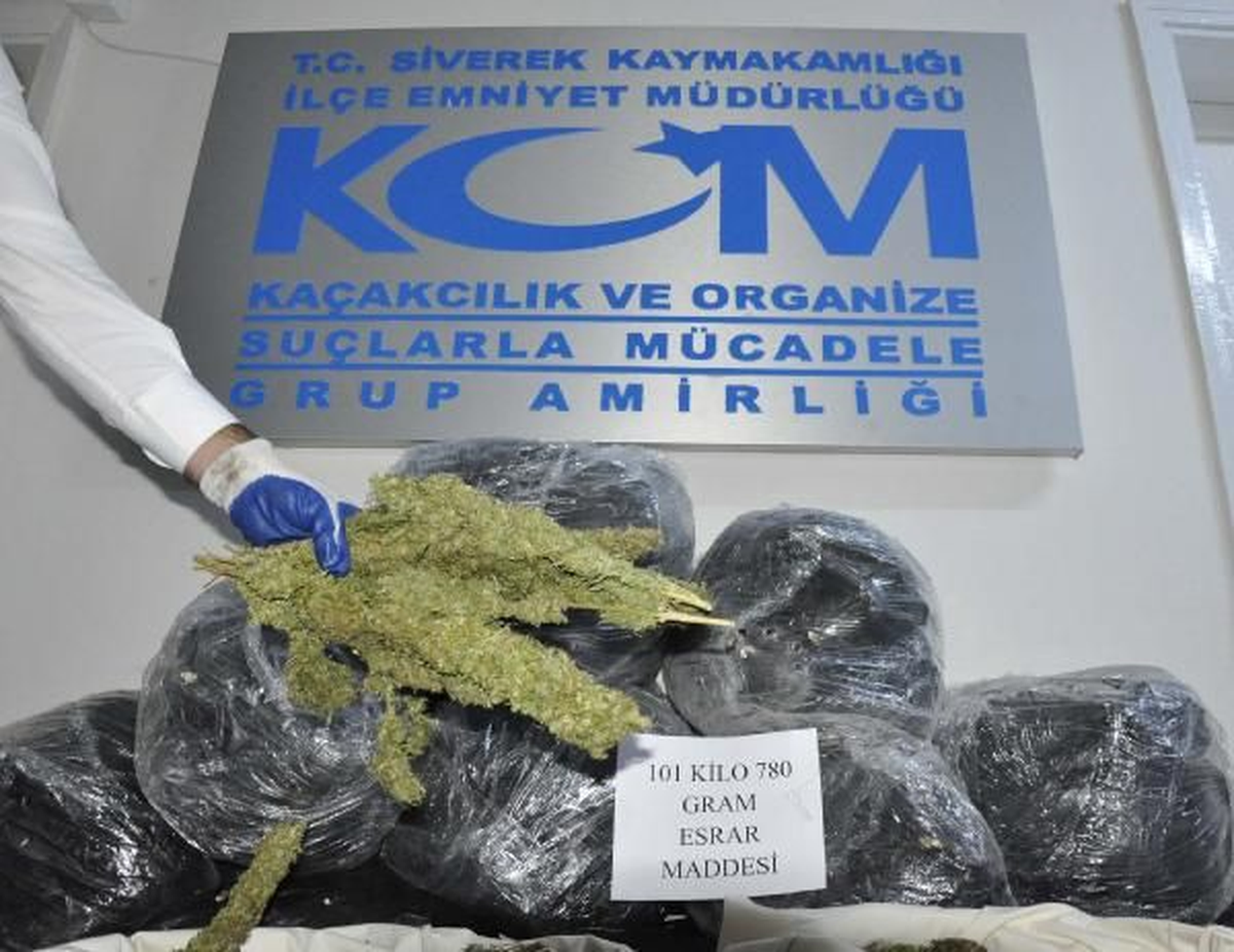 Siverek\'te 101 Kilo Esrar Ele Geçirildi
