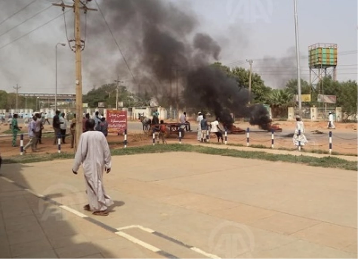 Sudan\'da Akaryakıt Protestoları