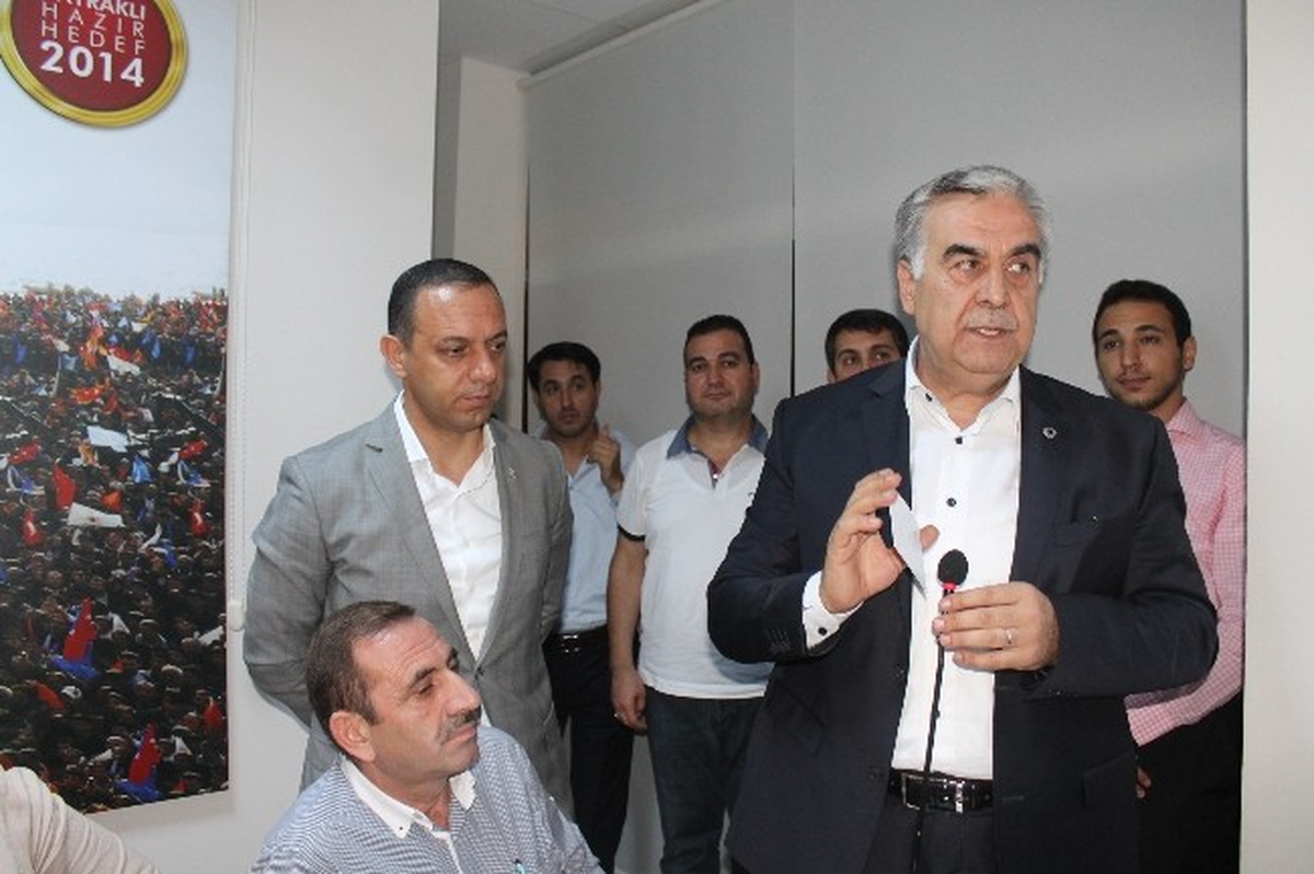 AK Parti Bayraklı\'dan Birlik Mesajı