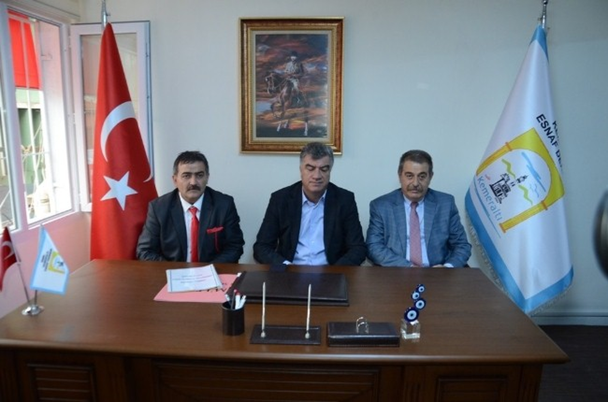 CHP İzmir İl Başkanı Ali Engin\'den Benzin İstasyonu Satışı ve Tarkem Yorumu