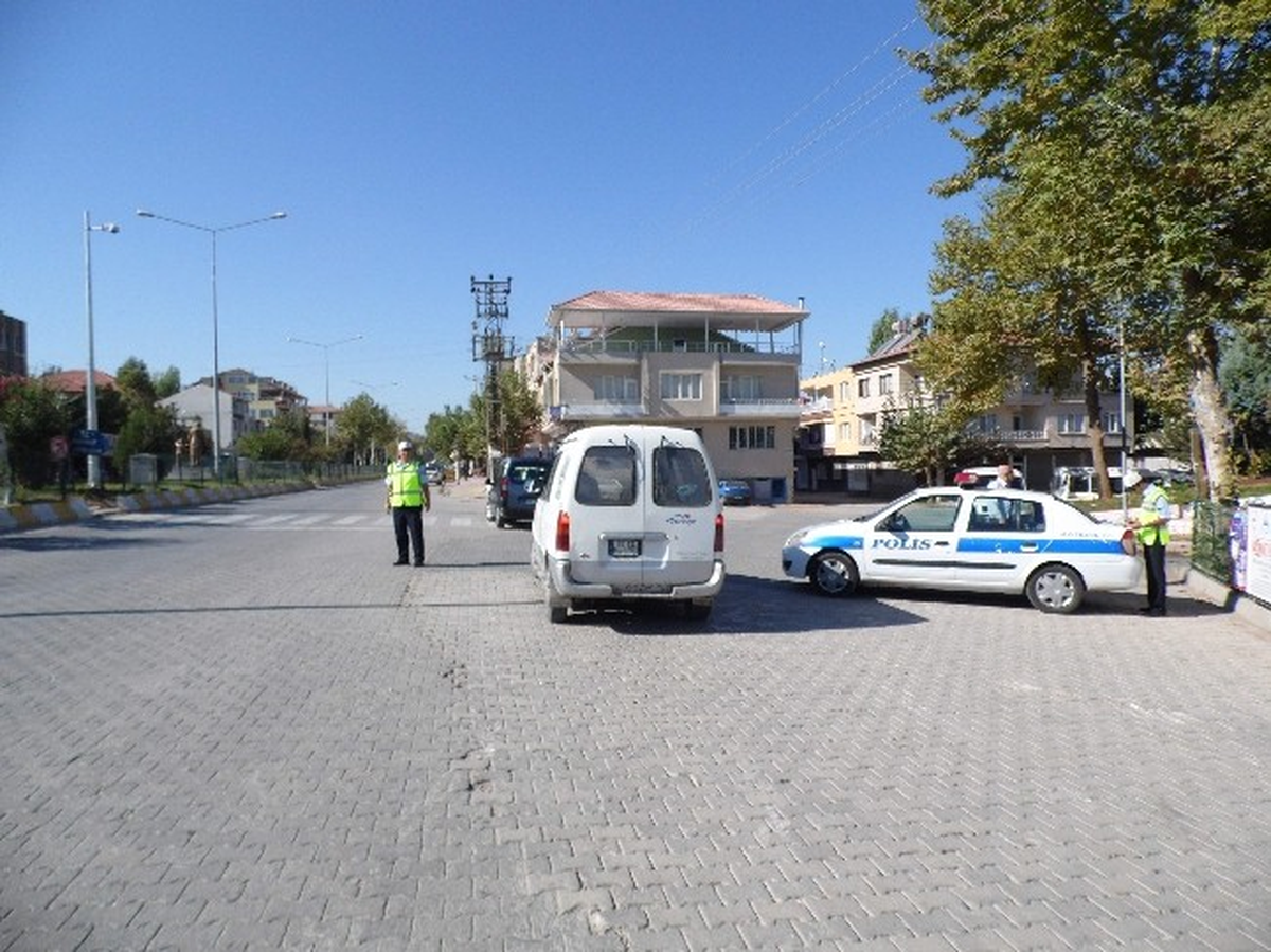 Gölbaşı İlçesinde Trafik Uygulmaları Devam Ediyor