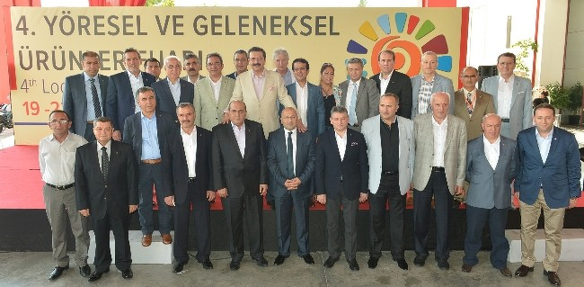 Başkan Günay, Antalya Hediyelik Ürünler Fuarına Katıldı