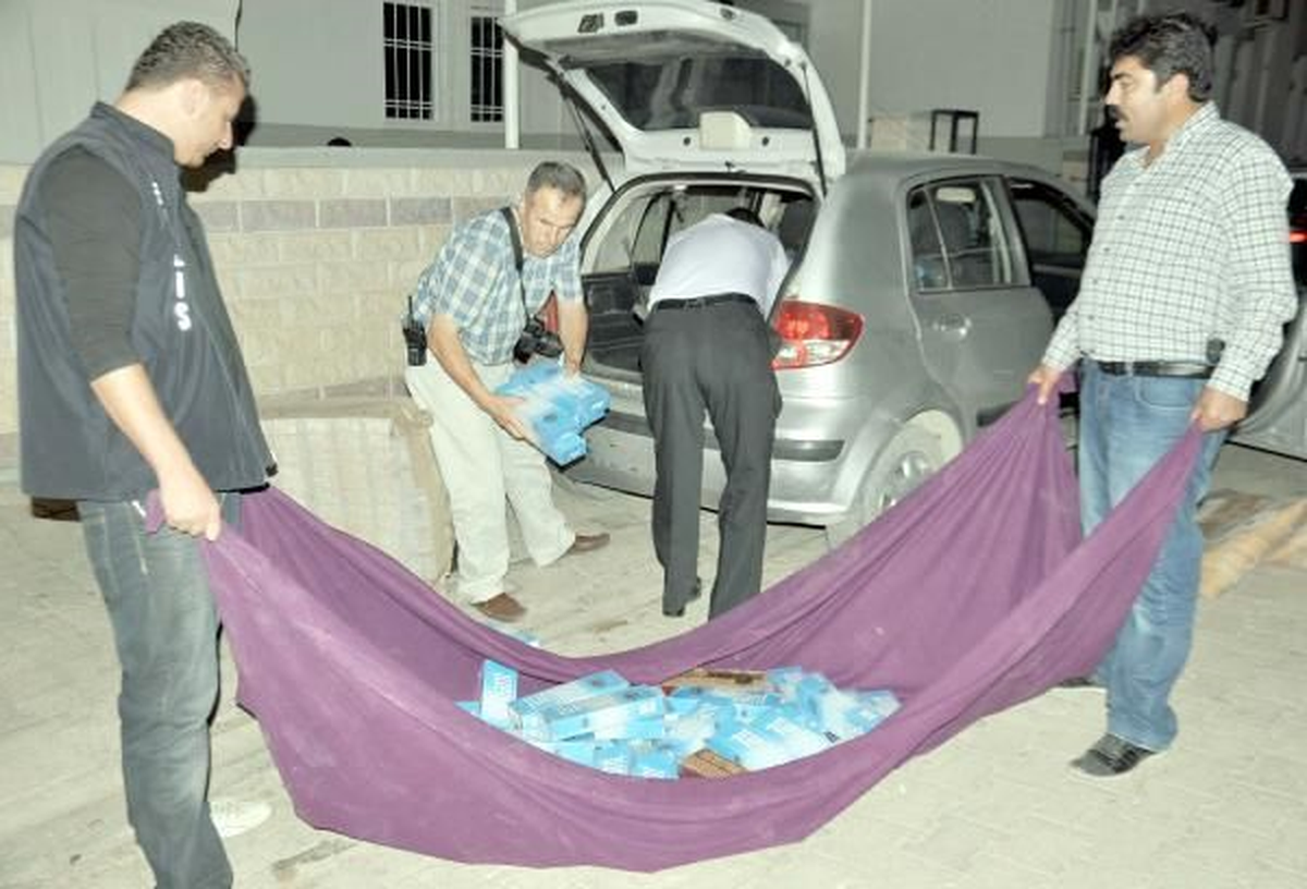 İslahiye\'de Kaçak Sigaraya 2 Gözaltı