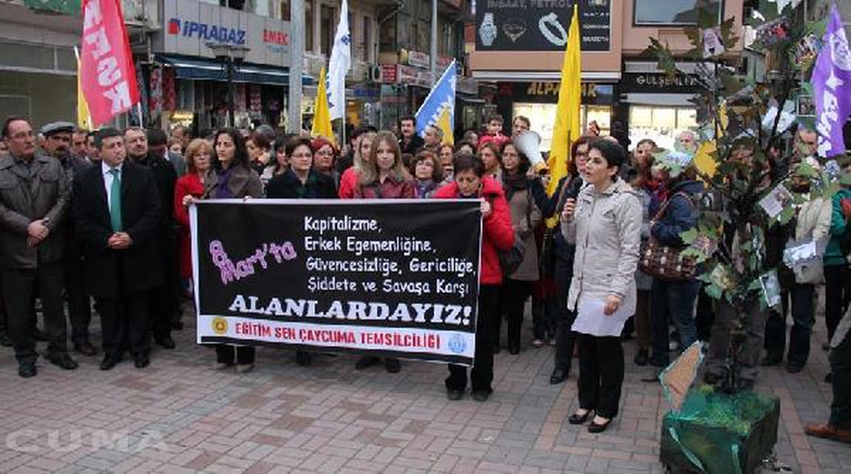 \'Kadınlar Evde mi Başkasının Kucağında Mı?\' Yazan İmama Dava