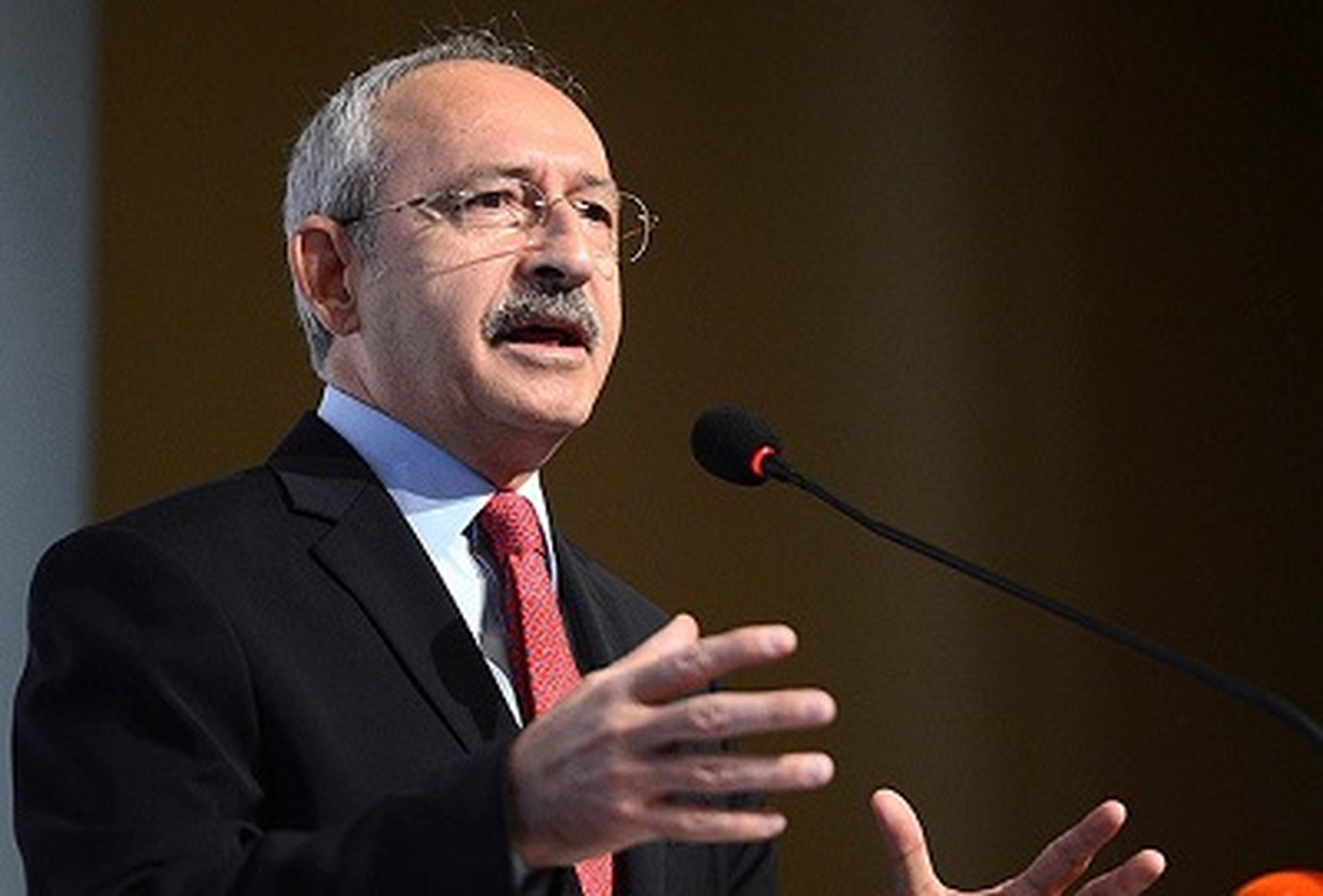 Kılıçdaroğlu Yaşlılar Günü\'nü Kutladı