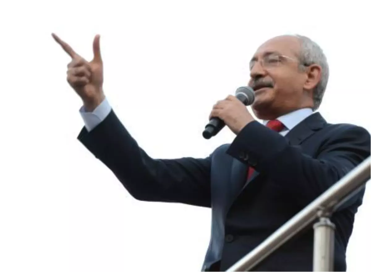 Kılıçdaroğlu Yaşlılar Günü\'nü Kutladı