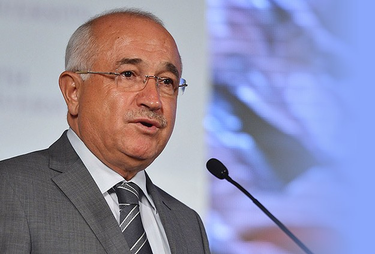 TBMM Başkanı Çiçek: Yeni Bir Anayasa Yapamamış Olmamızın Sorumluğunu Nasıl Taşıyacağız
