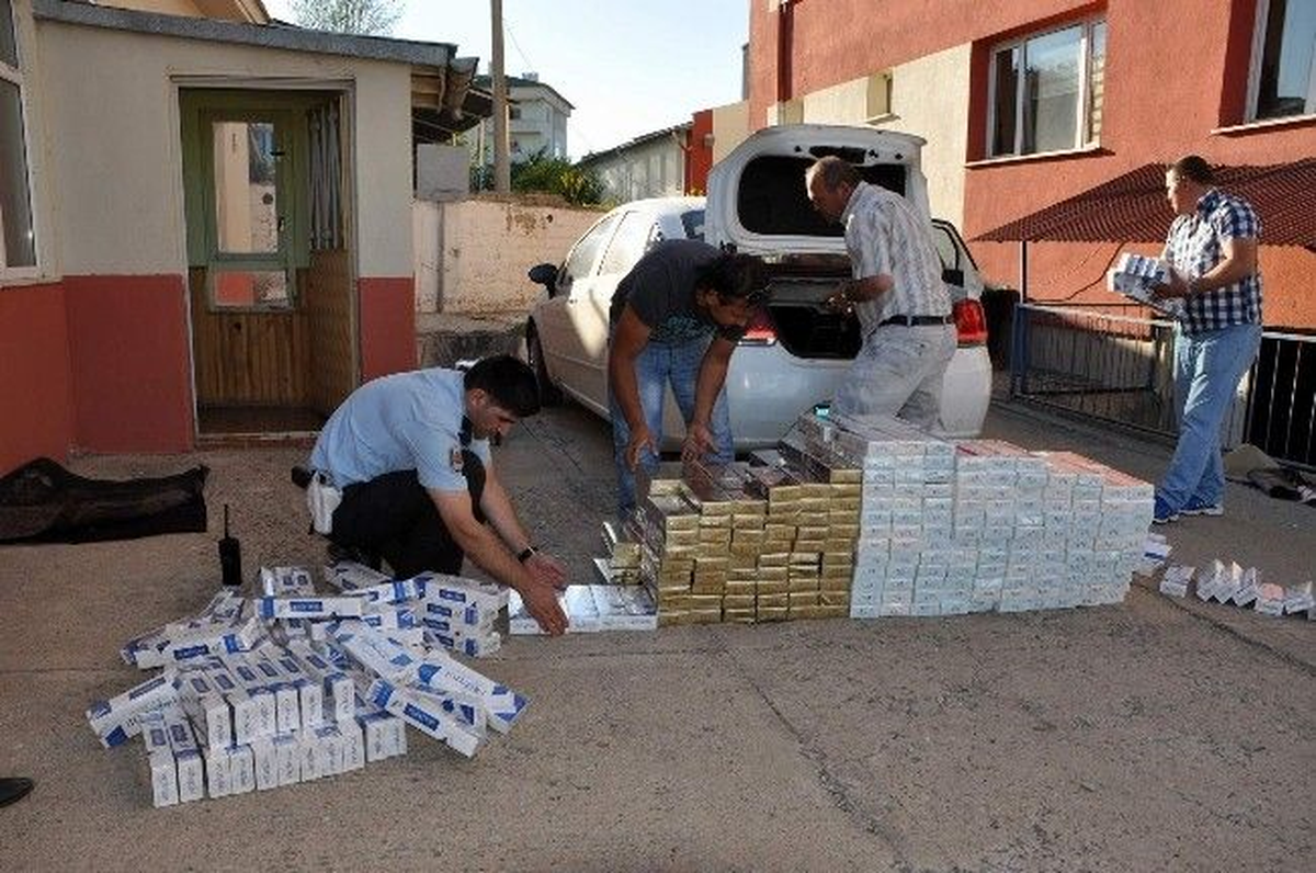 Yolcu Otobüsünde 5 Bin Paket Kaçak Sigara Ele Geçirildi