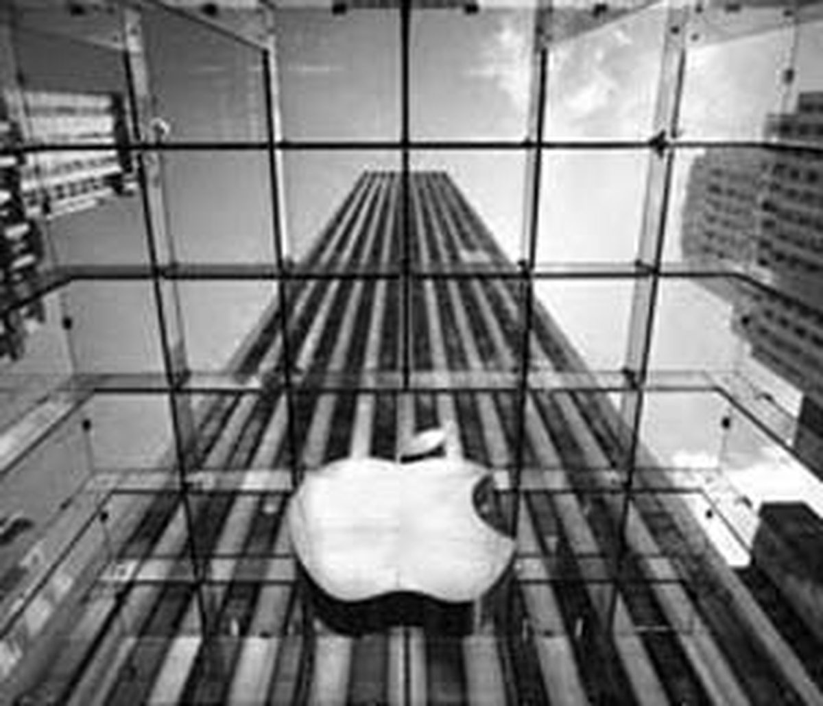 Apple Dünyanın En Değerlisi