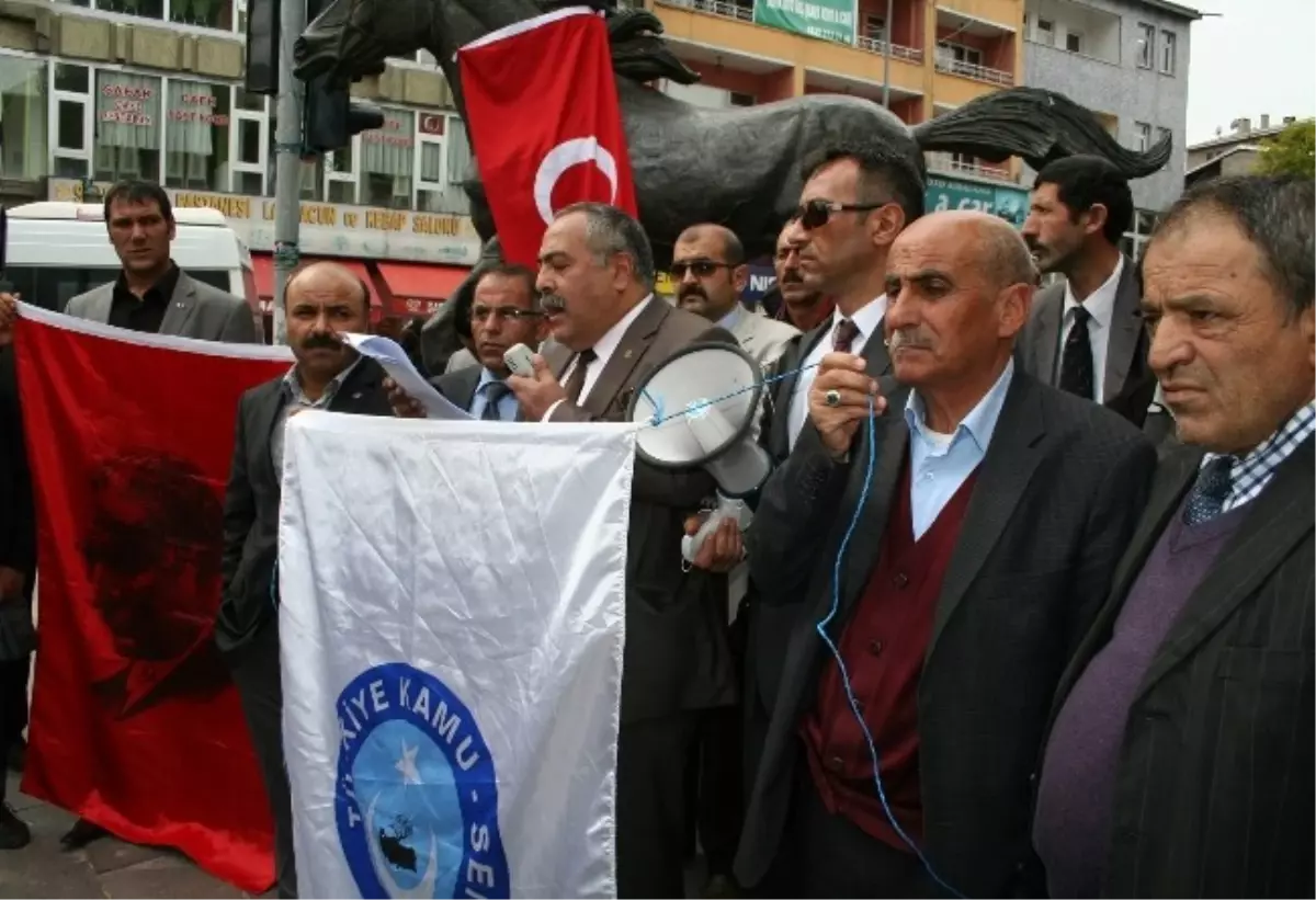 Türkiye Kamu-Sen Kars\'tan Demokratikleşme Paketi Eylemi