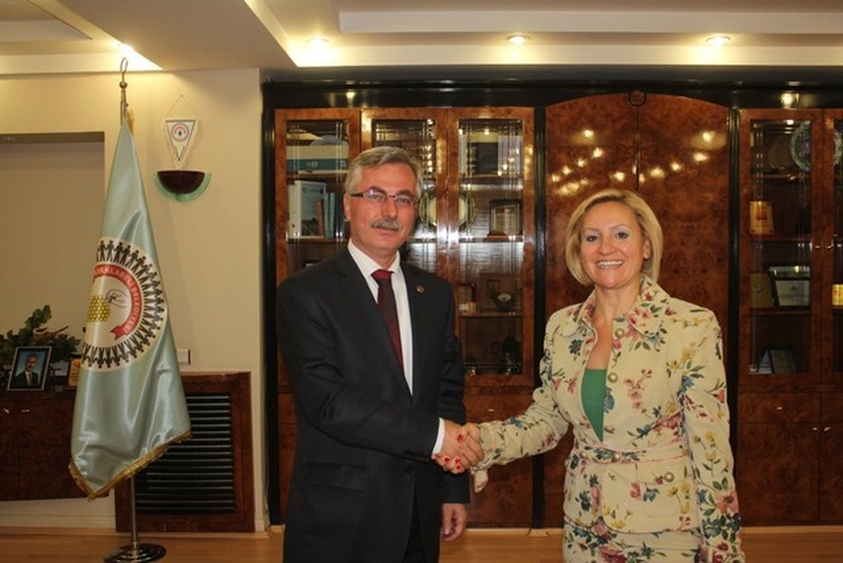 Kırklareli Aile ve Sosyal Politikalar İl Müdürü Arslan Büyük\'ten Başkan Çağlayan\'a Ziyaret