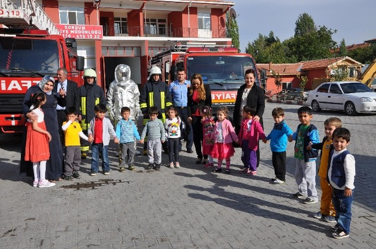 Sorgun\'da Miniklerden İtfaiyeye Ziyaret