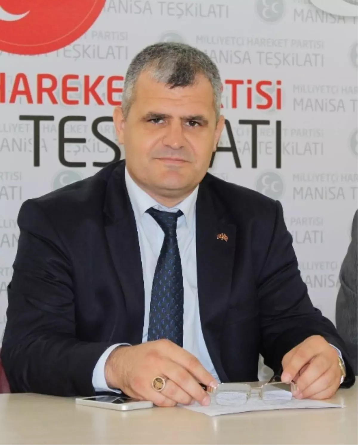 MHP Manisa Teşkilatından Demokratikleşme Paketi\'ne Tepki