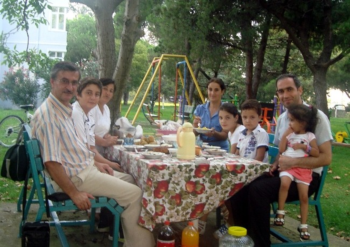 Oğlunu Hayata Bağladı, Kendisi Cinayete Kurban Gitti
