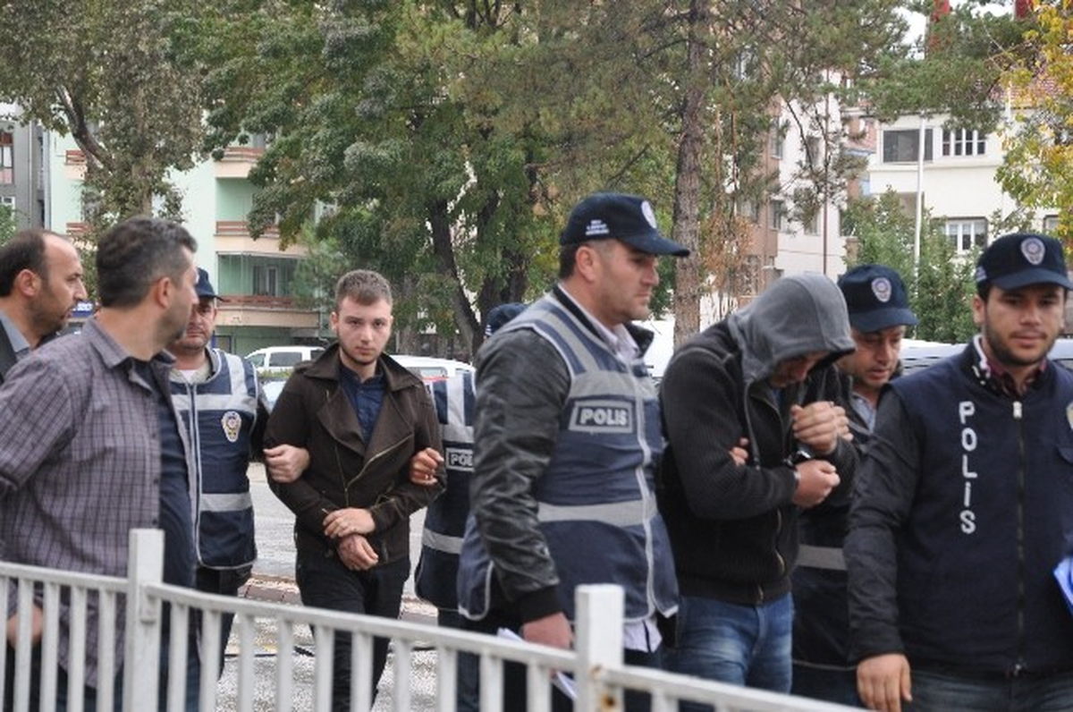 Ramazan Hırsızları Yakayı Ele Verdi