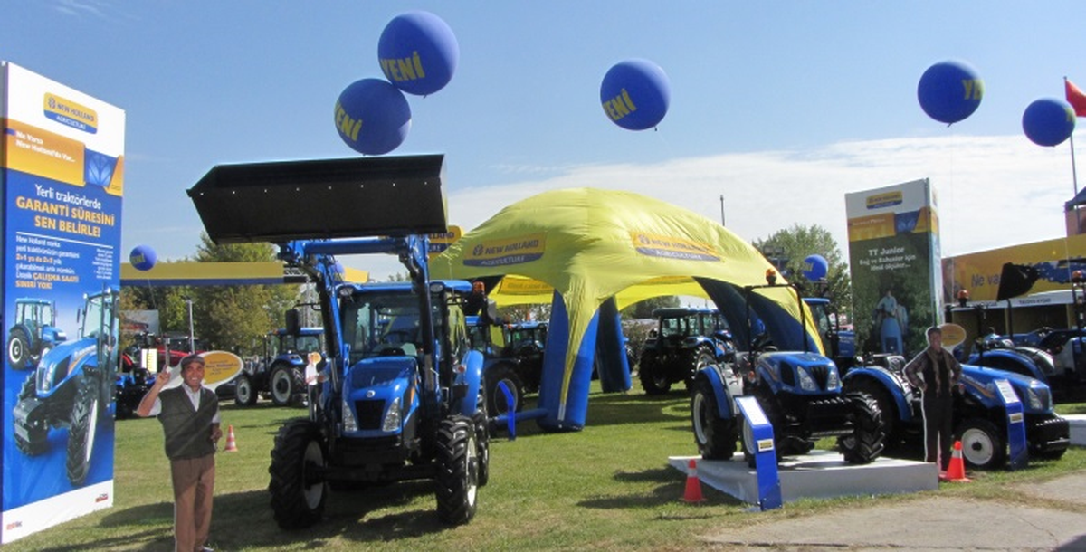Türkiye\'nin Traktör Devi New Holland, Ekipmanlarıyla da Göz Doldurdu