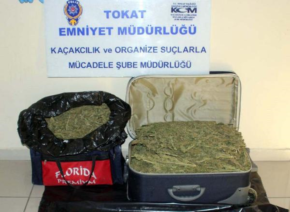 Uyuşturucu Operasyonunda 14 Kişi Tutuklandı
