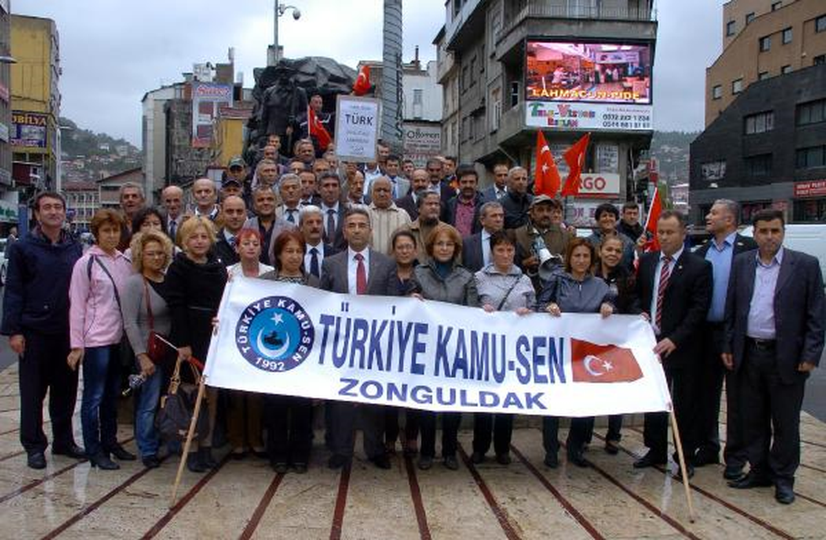Zonguldak\'ta \'Andımız\' Protestosu